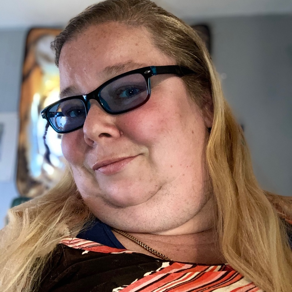 Meet your Posher, Amanda jane